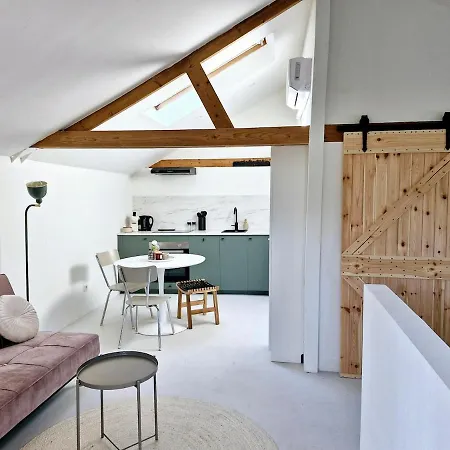 Rosa Holiday home Sittard